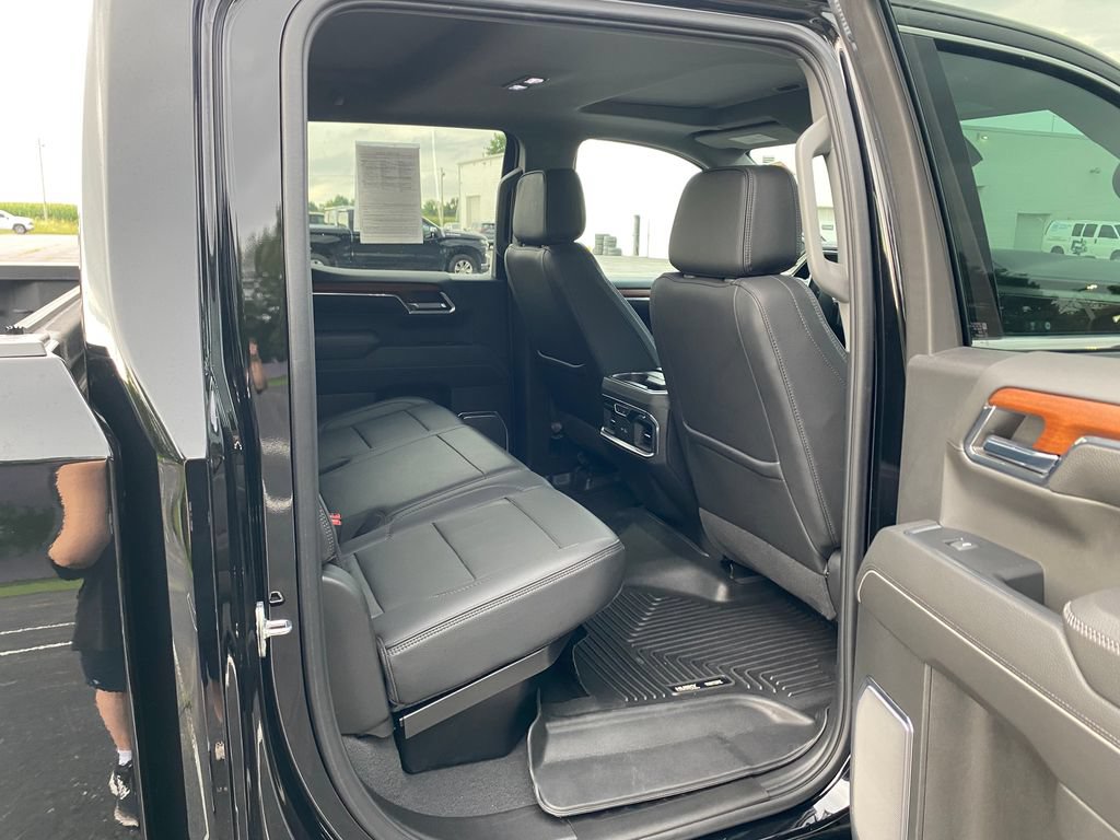Used 2023 GMC Sierra 1500 Denali AWD/4WD image 15