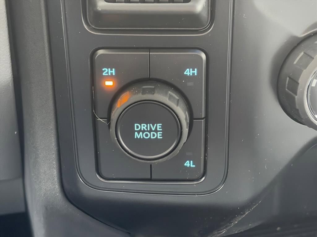 New 2026 Ford F250 XL w/ XL Chrome Package image 17