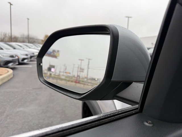 Used 2020 Volkswagen Atlas Cross Sport S image 22