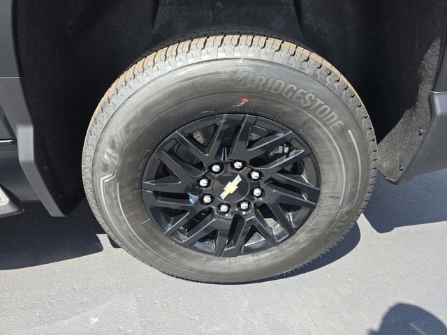 New 2025 Chevrolet Silverado EV LT image 33