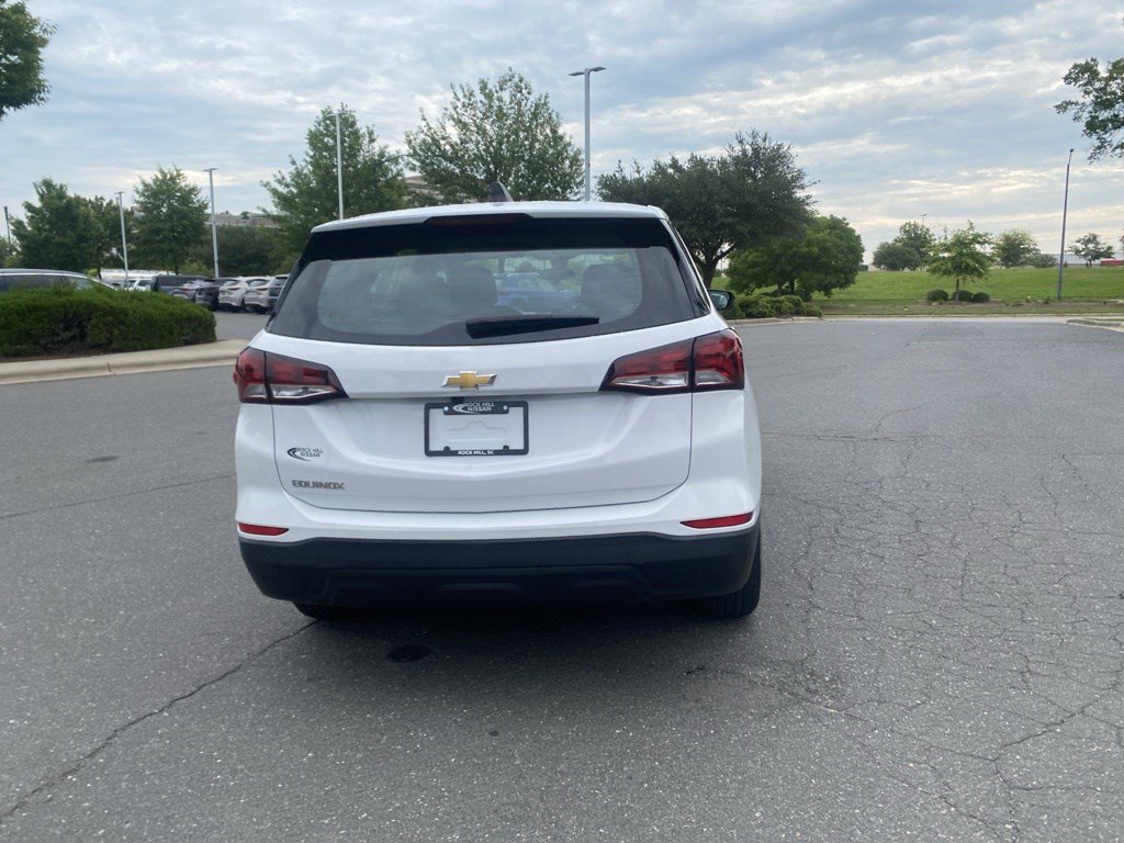 Used 2024 Chevrolet Equinox LS FWD image 6