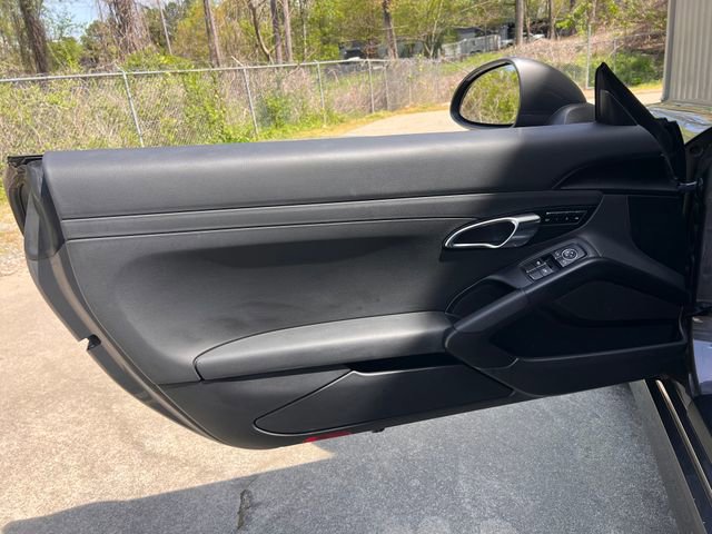 Used 2016 Porsche Cayman image 10