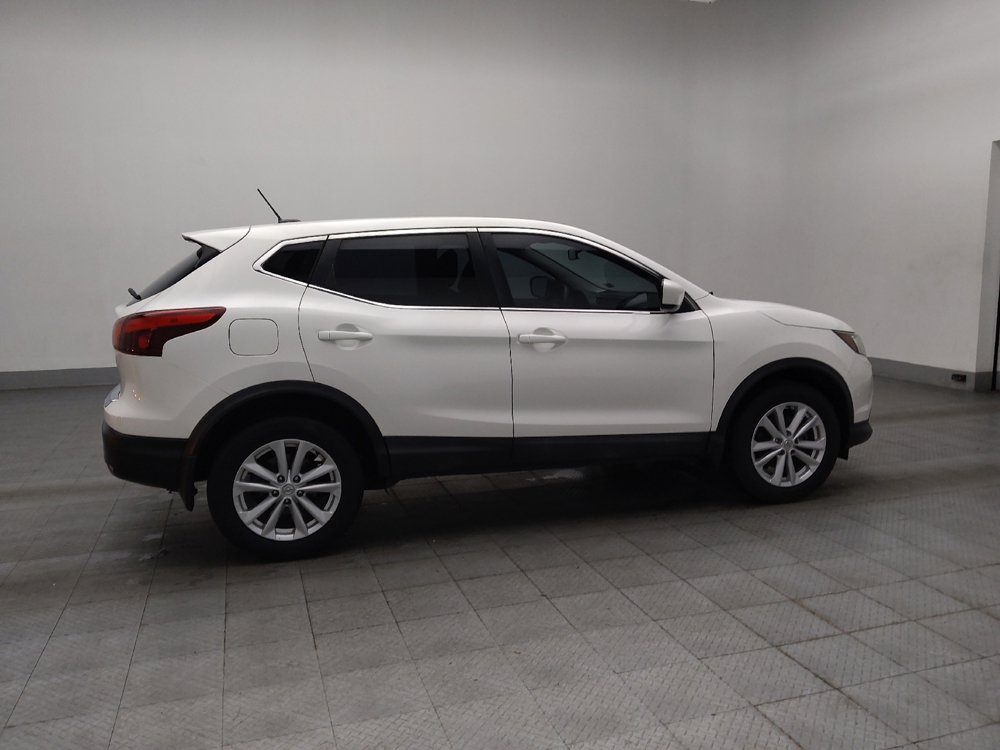 Used 2018 Nissan Rogue Sport S w/ S Appearance Package FWD image 10