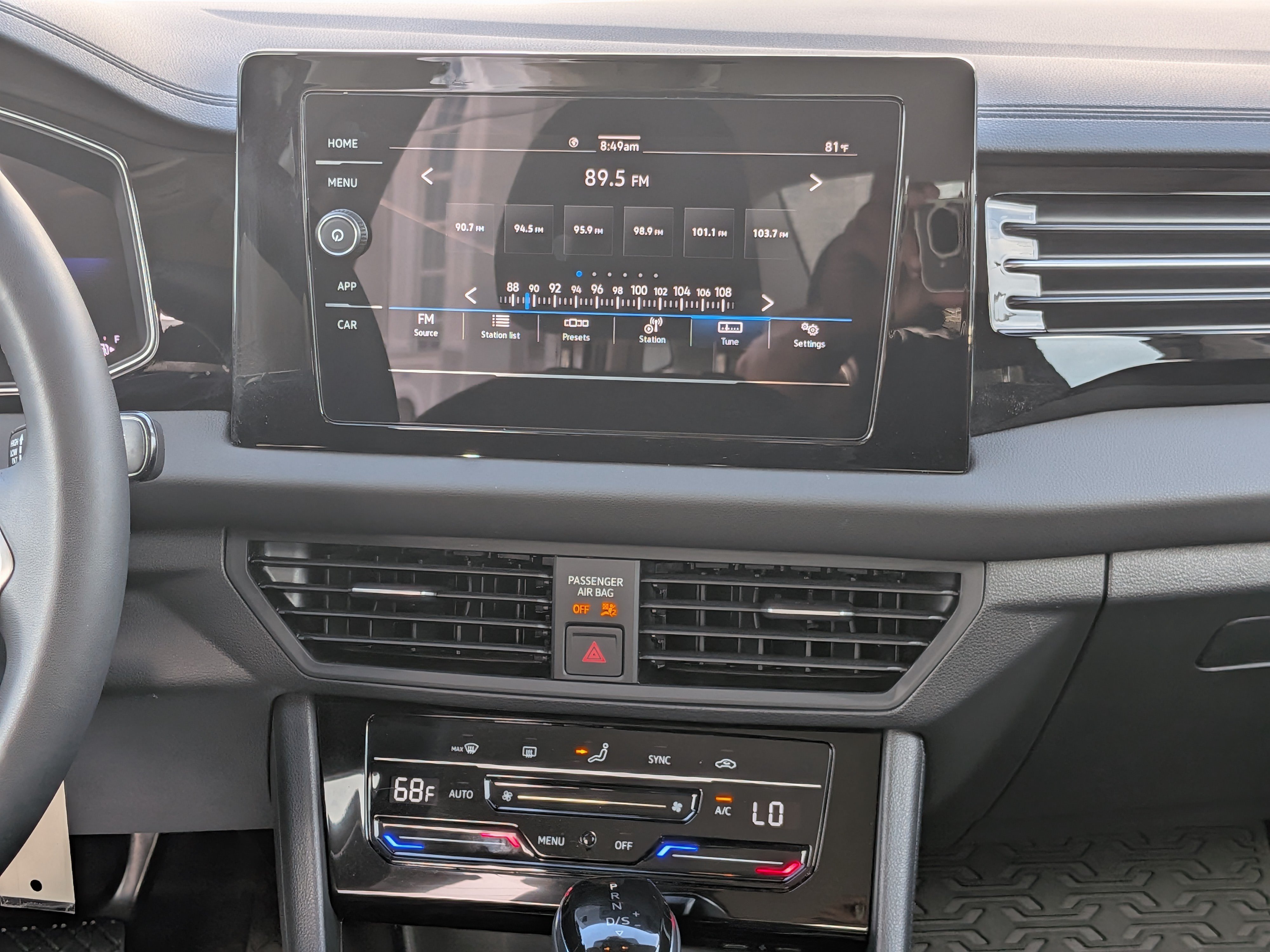 Certified 2025 Volkswagen Jetta S FWD image 16