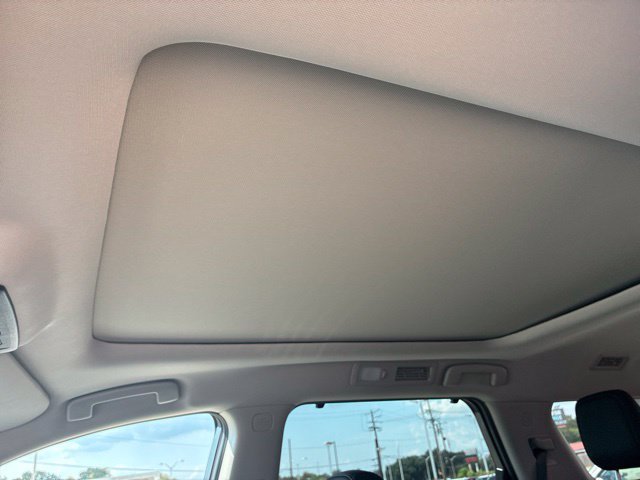 New 2026 Nissan Pathfinder SL w/ SL Premium Package FWD image 12
