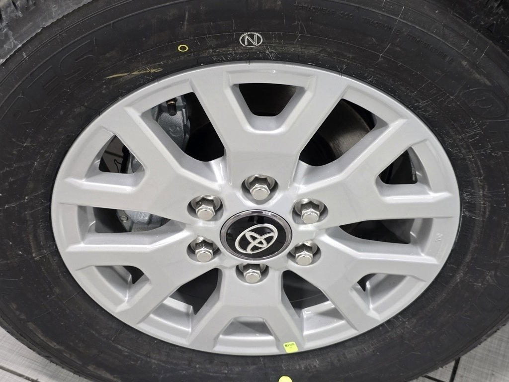 New 2026 Toyota Tacoma SR5 image 9