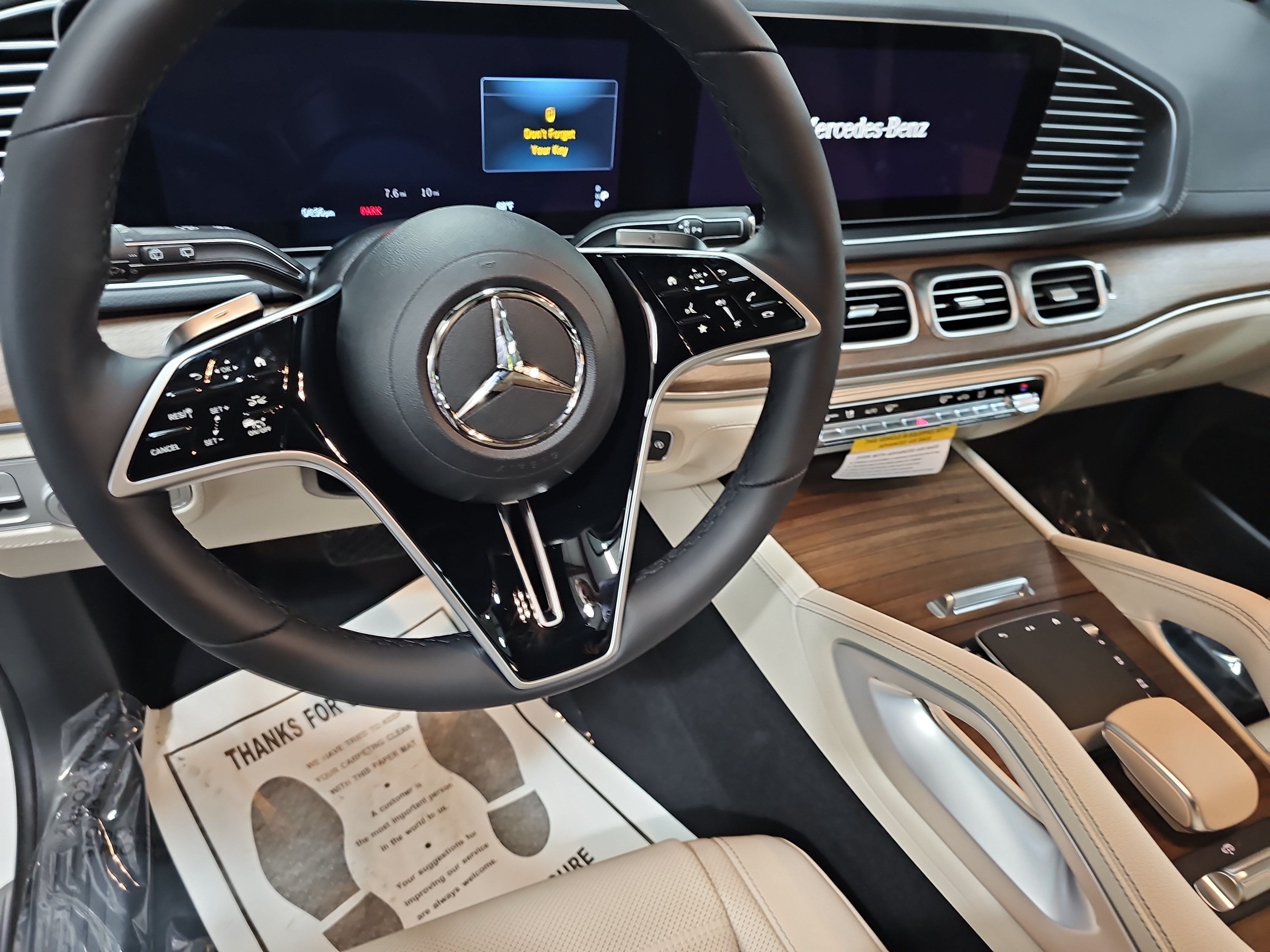 New 2026 Mercedes-Benz GLS 450 4MATIC image 18