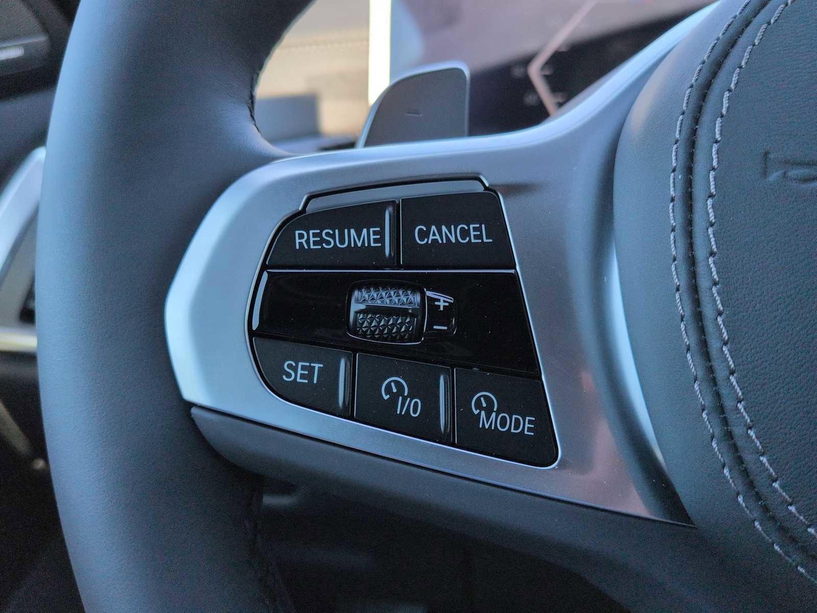 New 2027 BMW X6 xDrive40i image 26