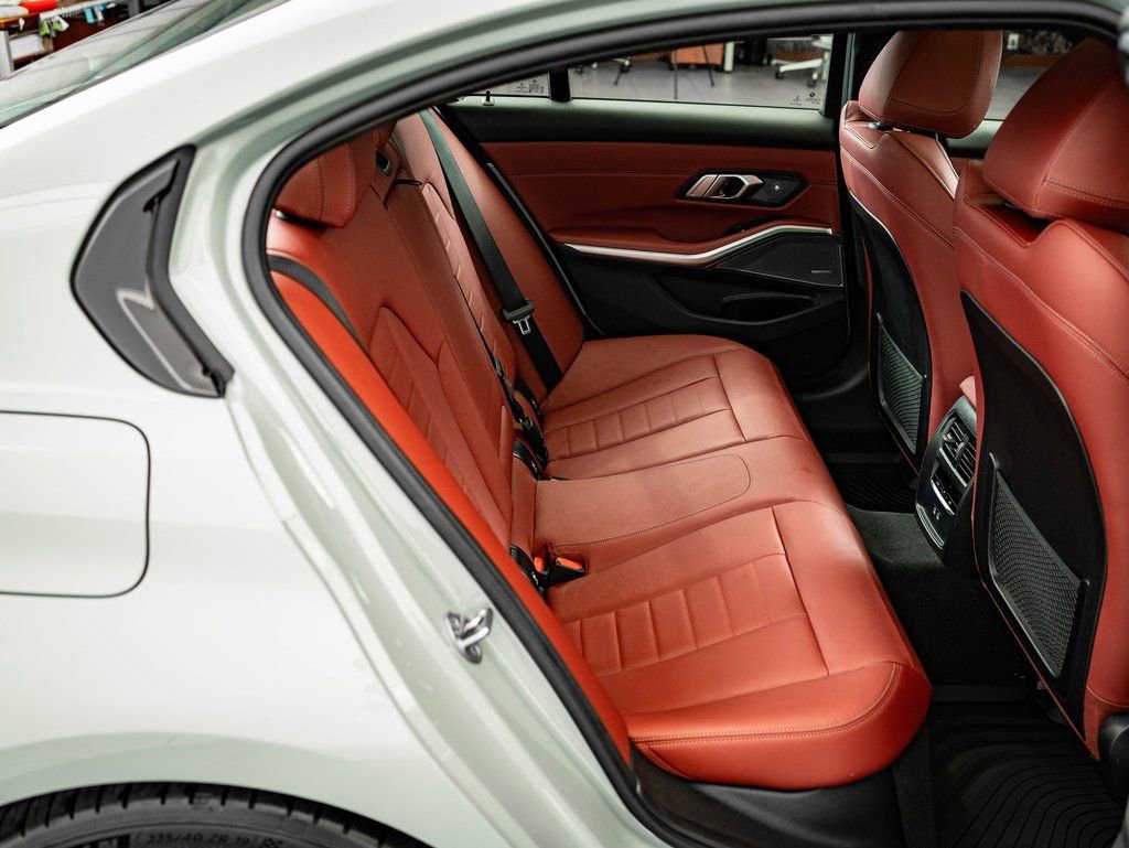 Used 2023 BMW M340i xDrive w/ Premium Package image 38