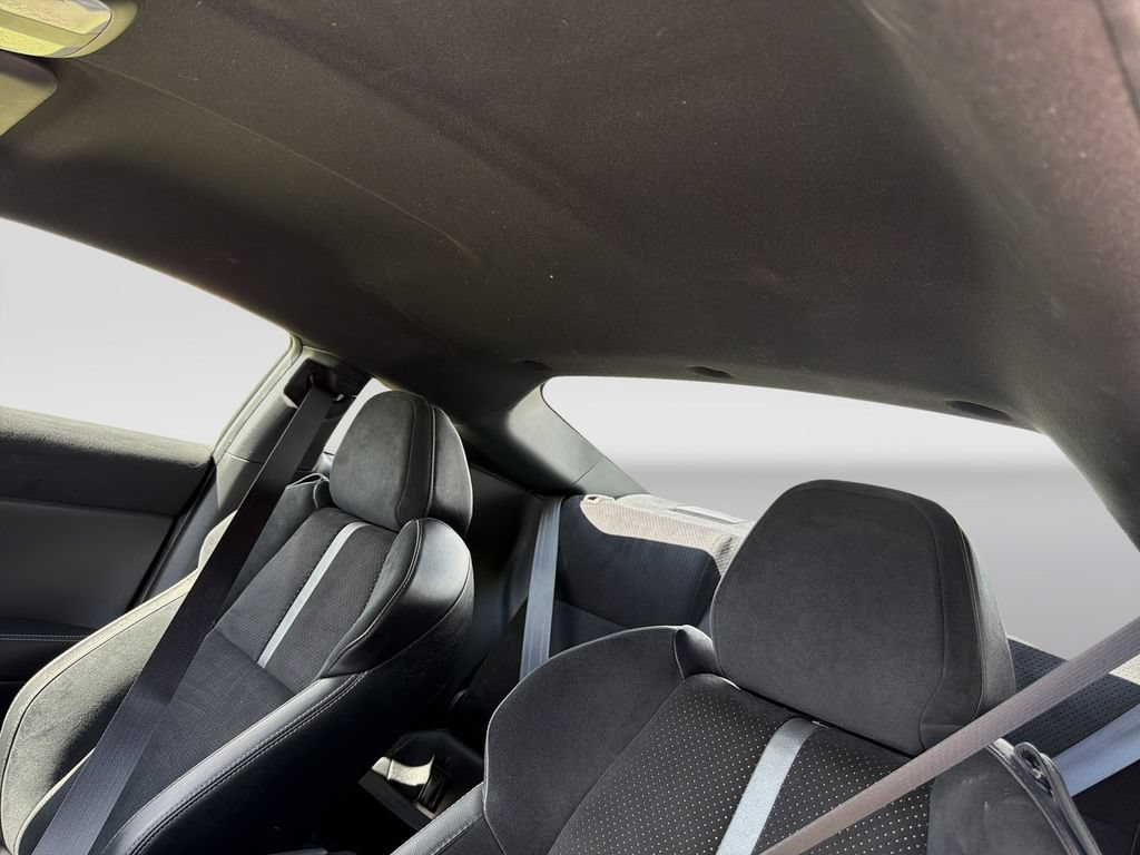 Used 2025 Toyota GR86 Premium w/ ALL Weather Mat Package (TMS) RWD image 8