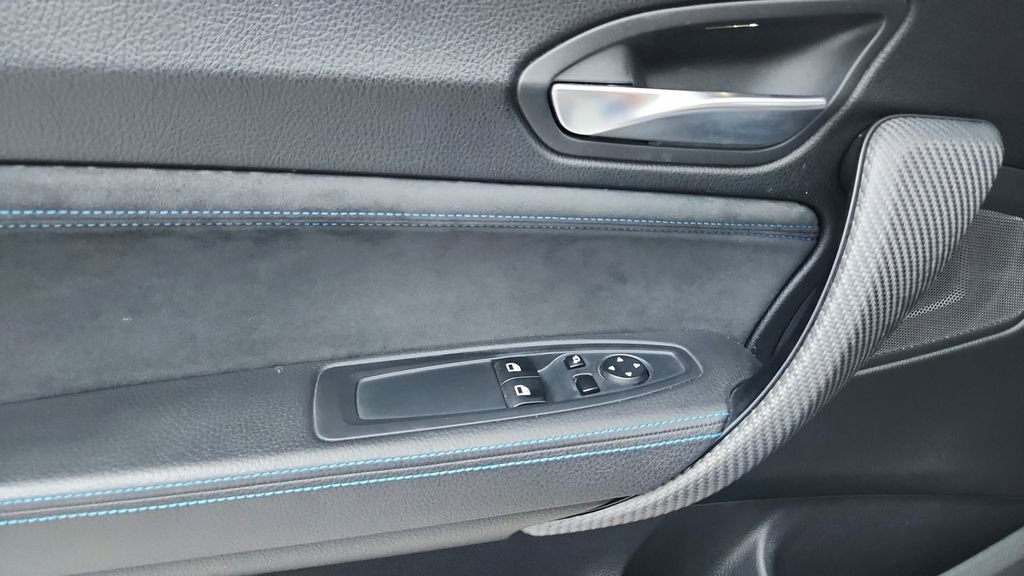 Used 2016 BMW M2 image 16
