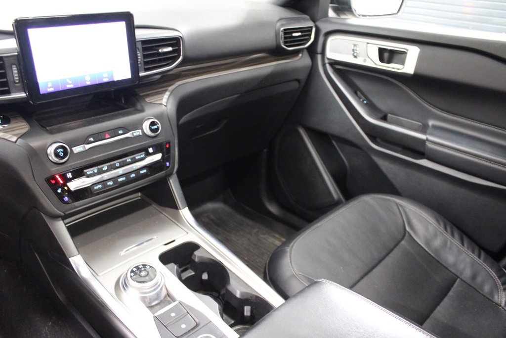 Used 2020 Ford Explorer Limited image 29