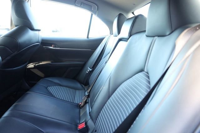 Used 2024 Toyota Camry SE image 30