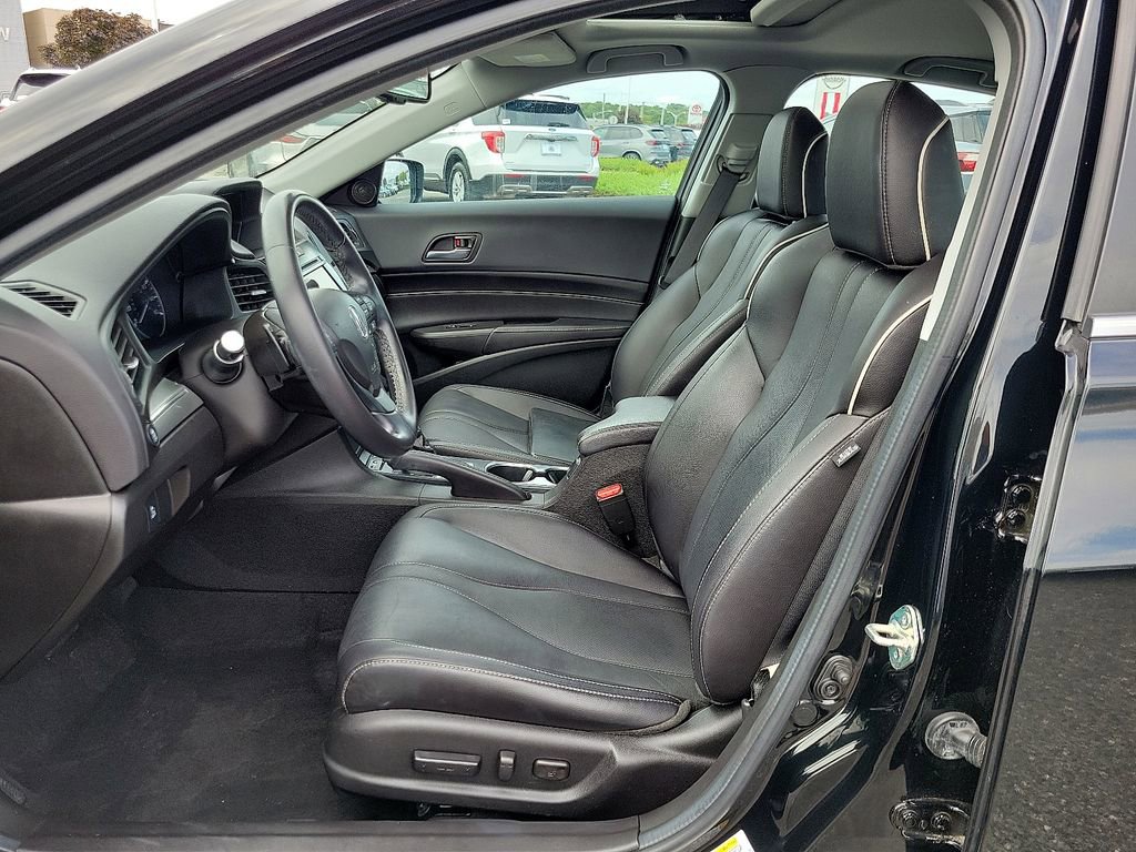 Certified 2020 Acura ILX w/ Technology Package image 13