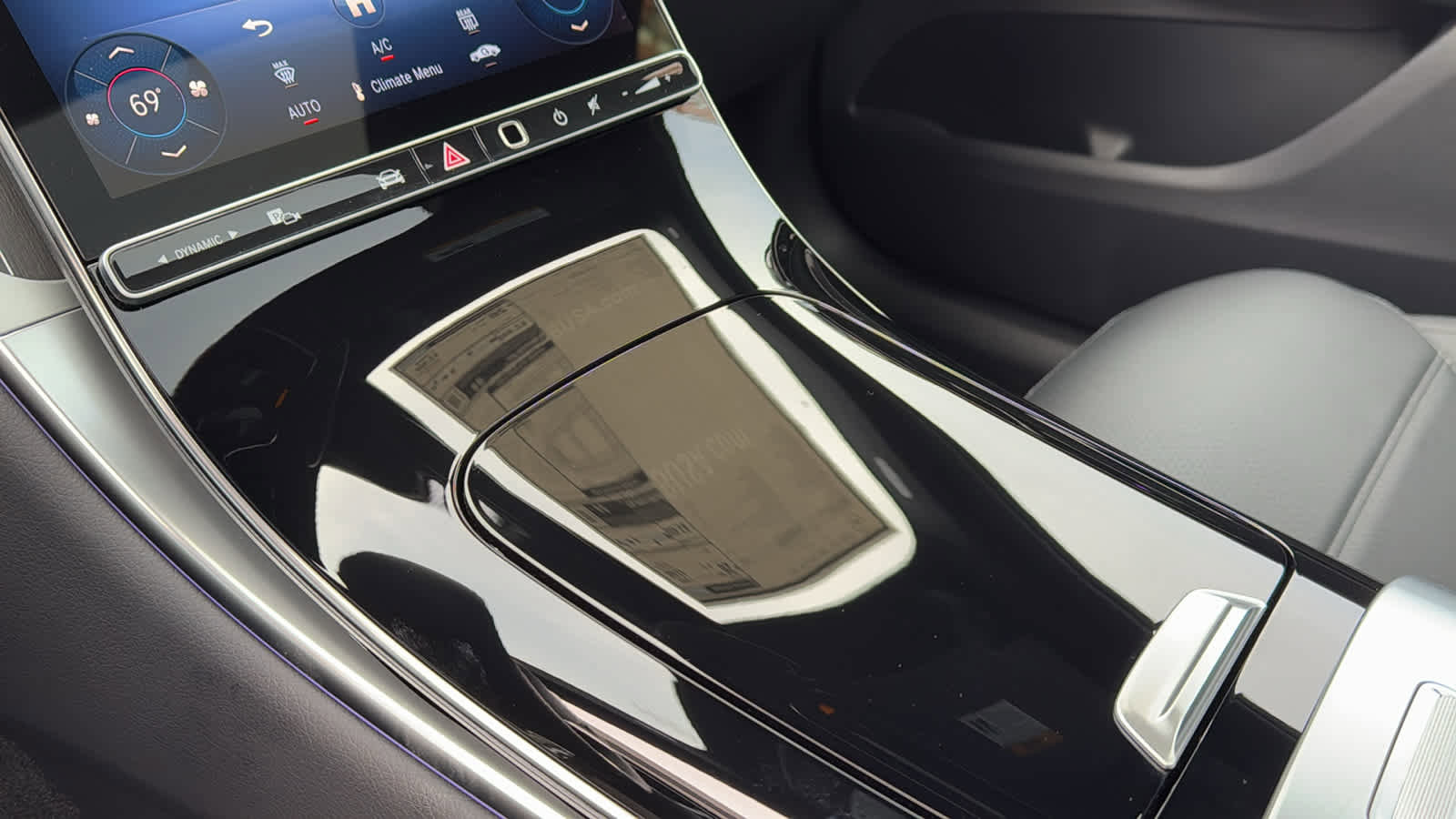 New 2026 Mercedes-Benz GLC 300 4MATIC image 23