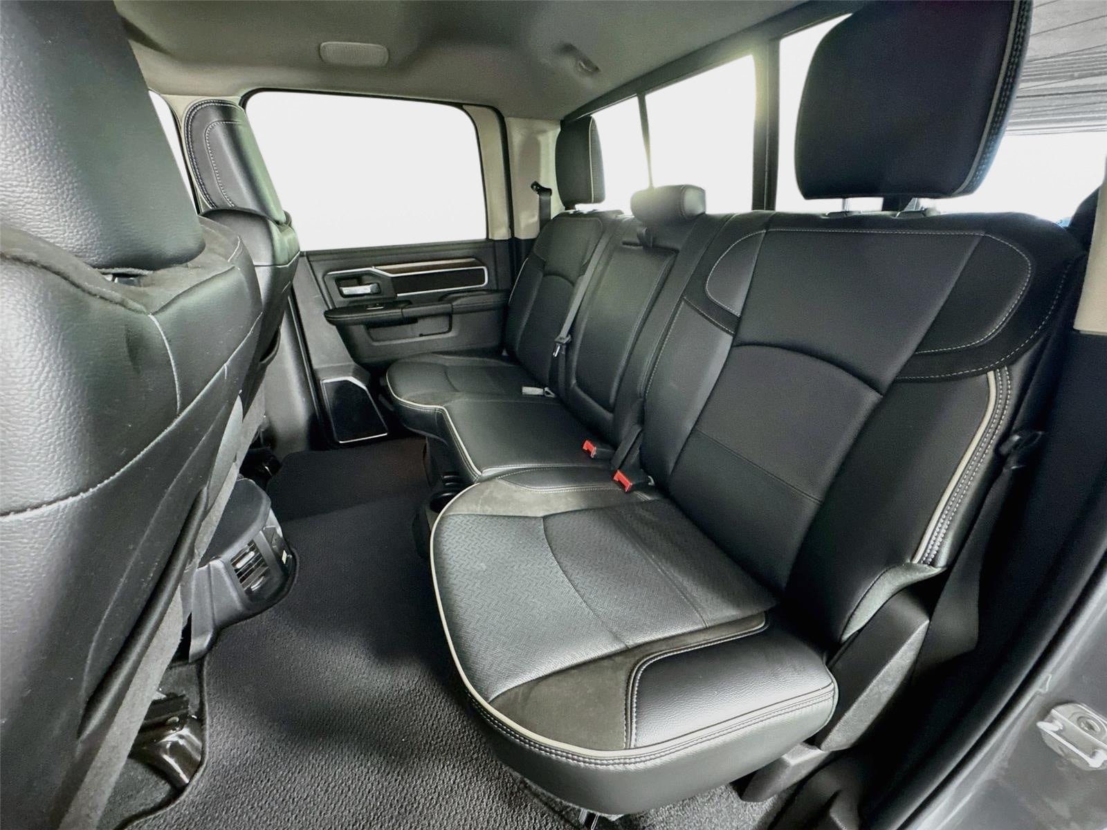 Used 2024 RAM 2500 Laramie w/ Safety Group AWD/4WD image 20