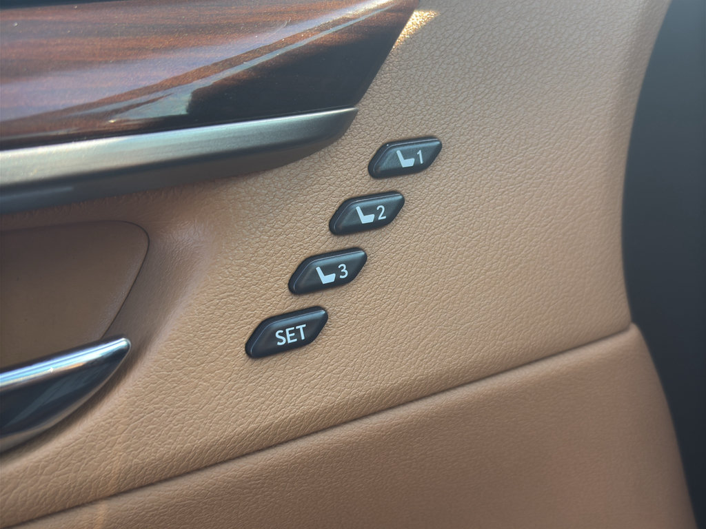 Used 2018 Lexus ES 350 w/ Premier Package FWD image 25