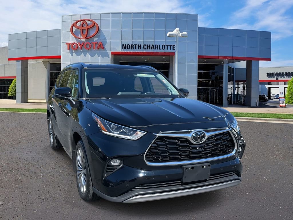 Used 2023 Toyota Highlander Platinum