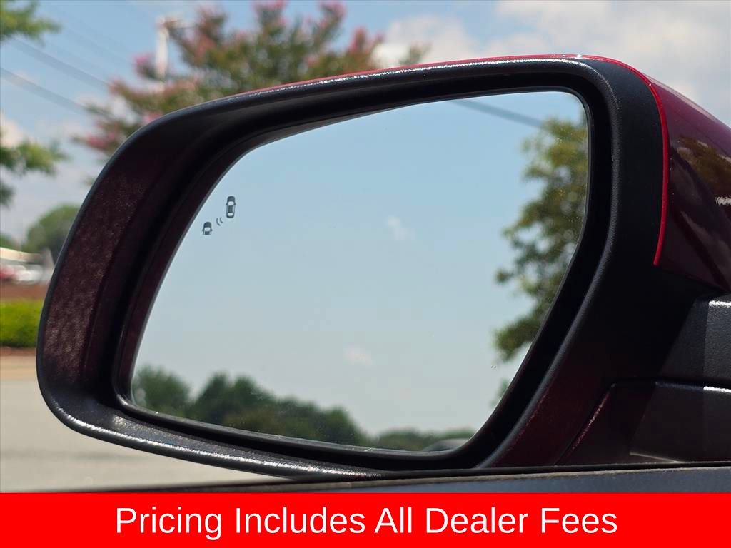Certified 2025 Hyundai Venue Limited FWD image 24