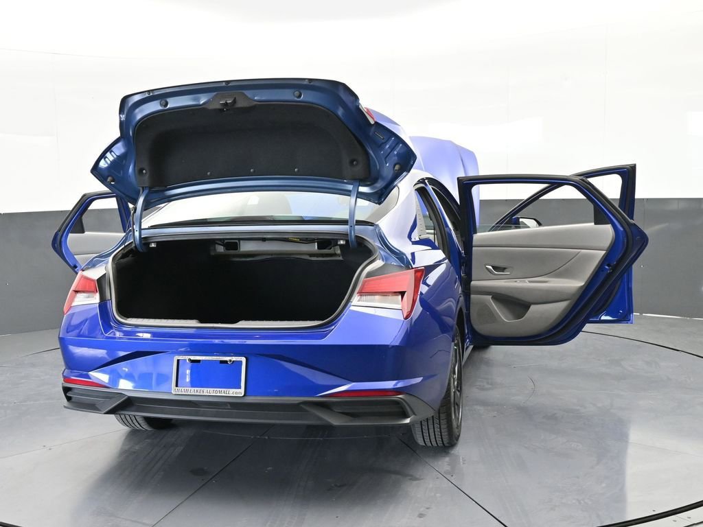 Used 2023 Hyundai Elantra SEL image 74