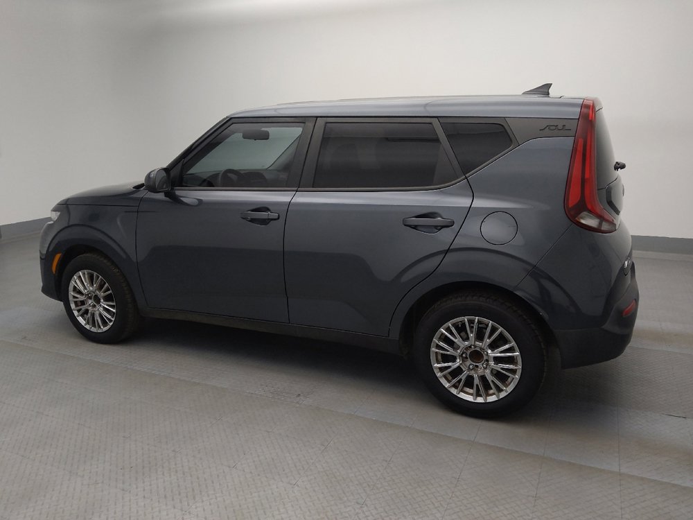 Used 2020 Kia Soul LX image 3