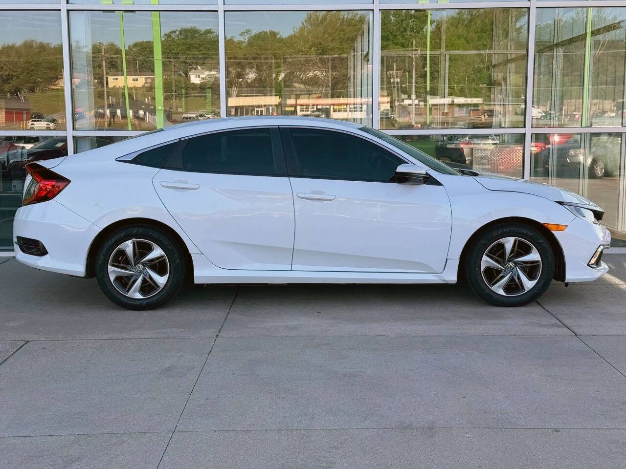 Used 2019 Honda Civic LX image 7