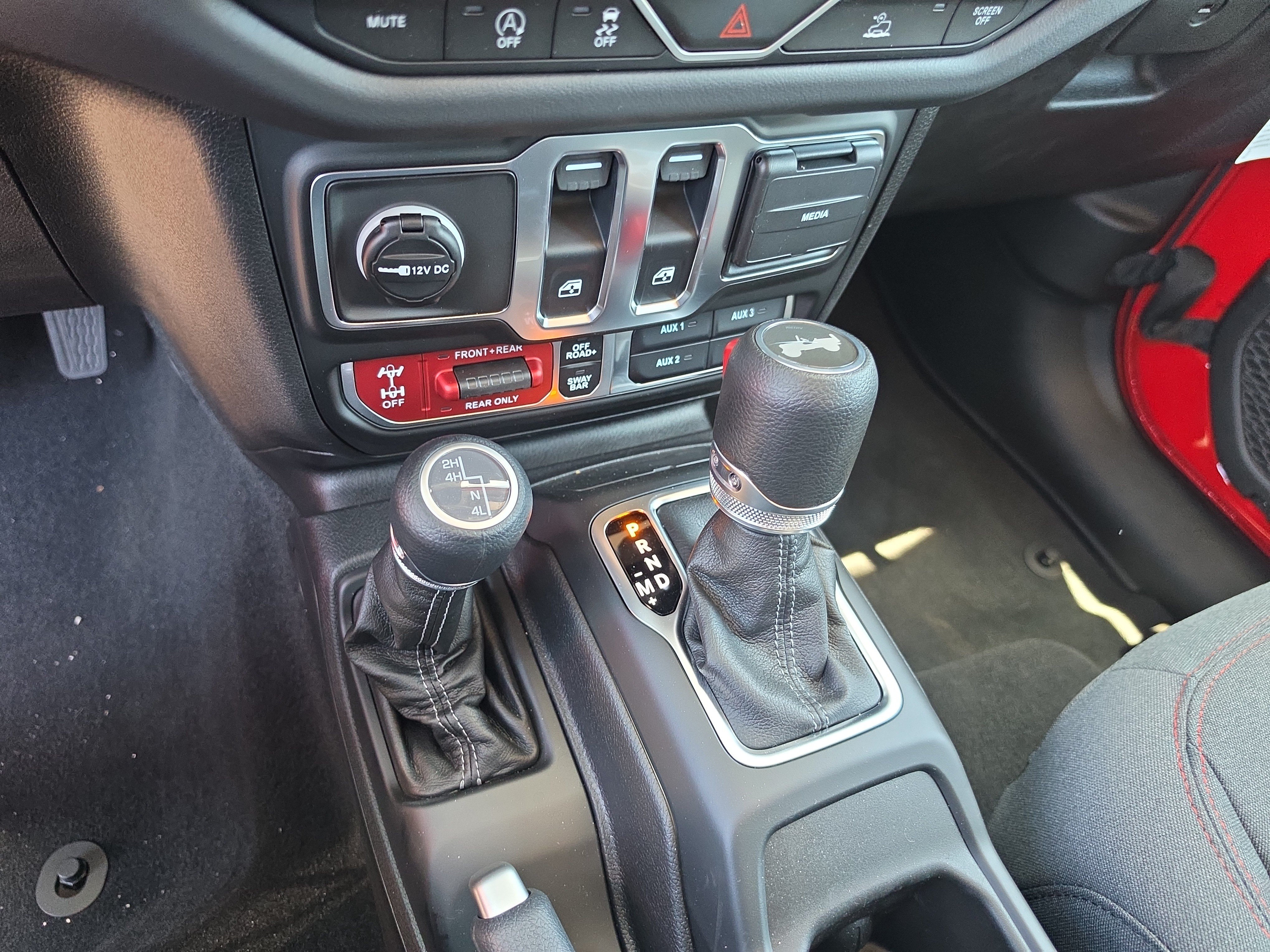 New 2026 Jeep Wrangler Rubicon AWD/4WD image 14