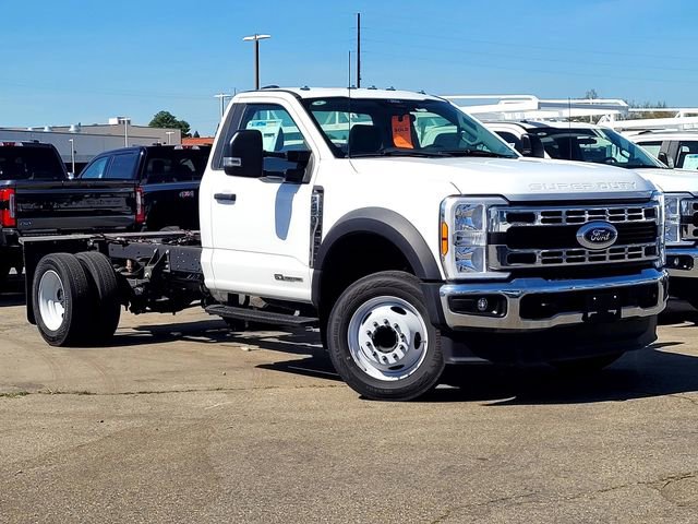 New 2024 Ford F450 XL w/ XL Chrome Package