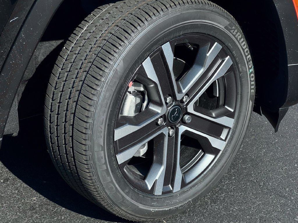 New 2027 Jeep Grand Cherokee L Limited AWD/4WD image 9