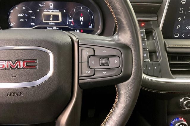 Used 2023 GMC Yukon XL AT4 w/ Technology Package AWD/4WD image 24