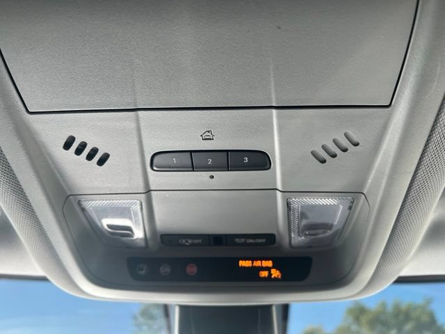 Used 2021 Chevrolet Blazer LT AWD/4WD image 19