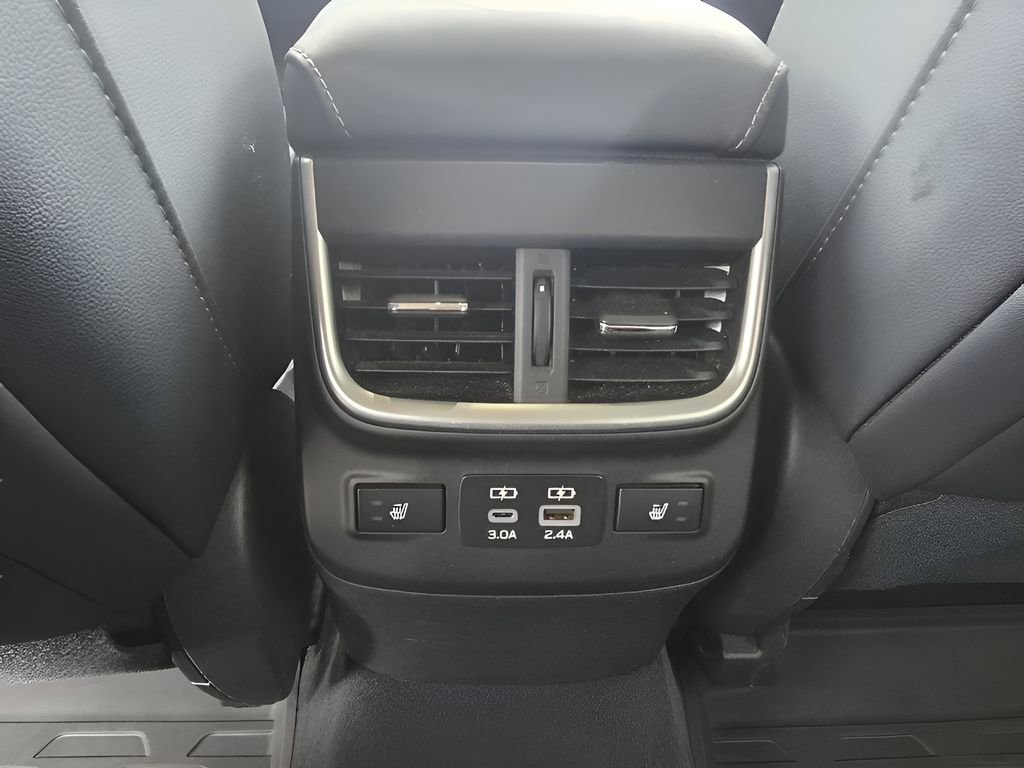 Used 2024 Subaru Outback Touring image 29