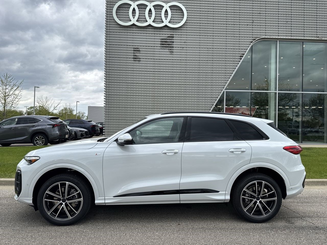 New 2026 Audi Q5 Premium Plus AWD/4WD image 29