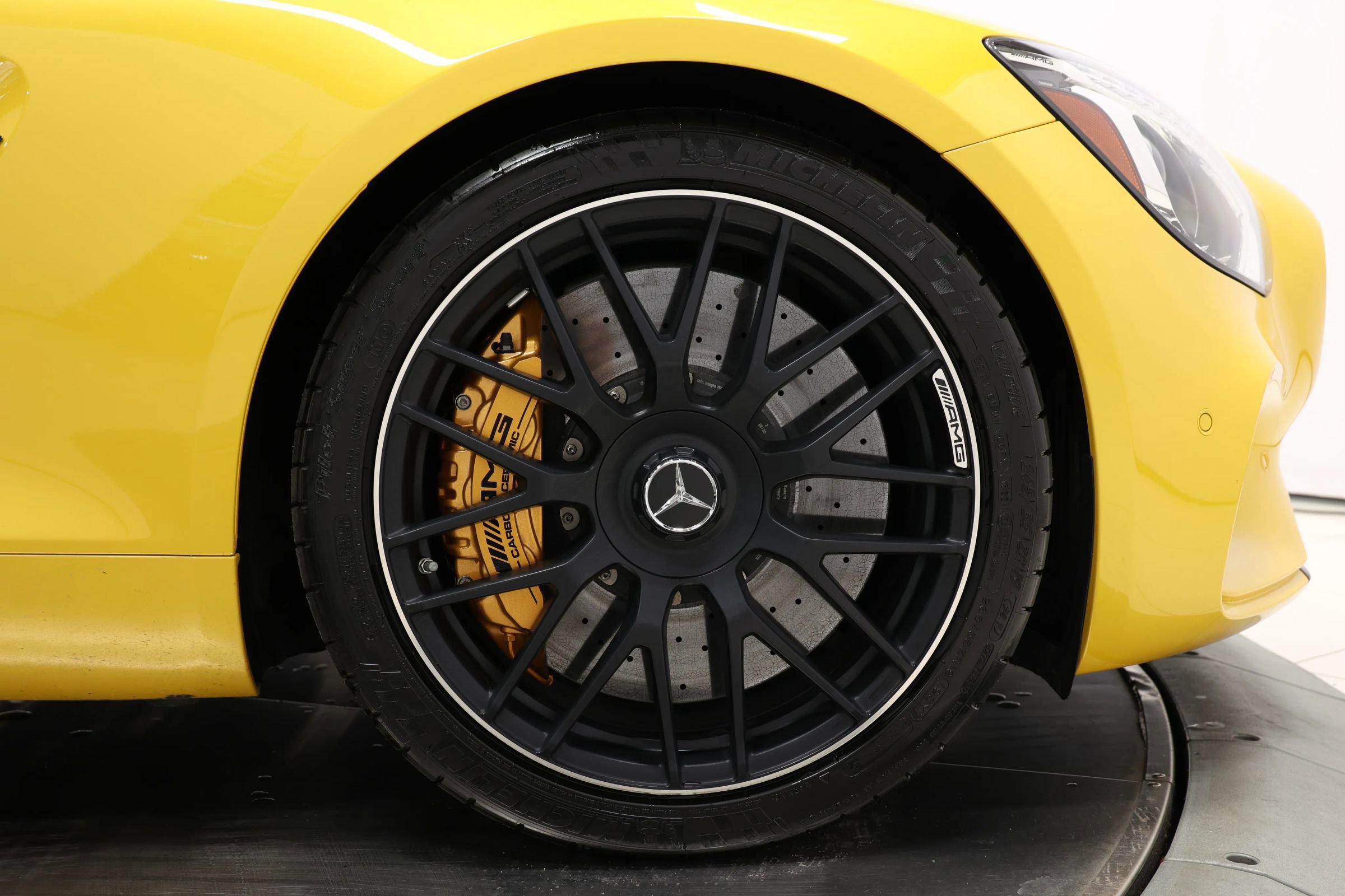 Used 2016 Mercedes-Benz AMG GT S image 97