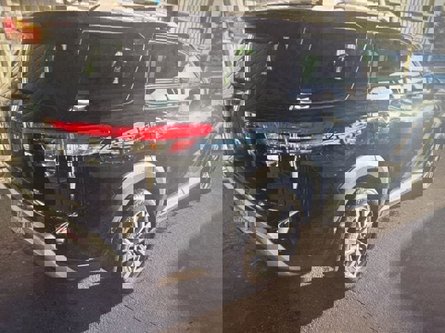 Certified 2025 Nissan Pathfinder SL image 5