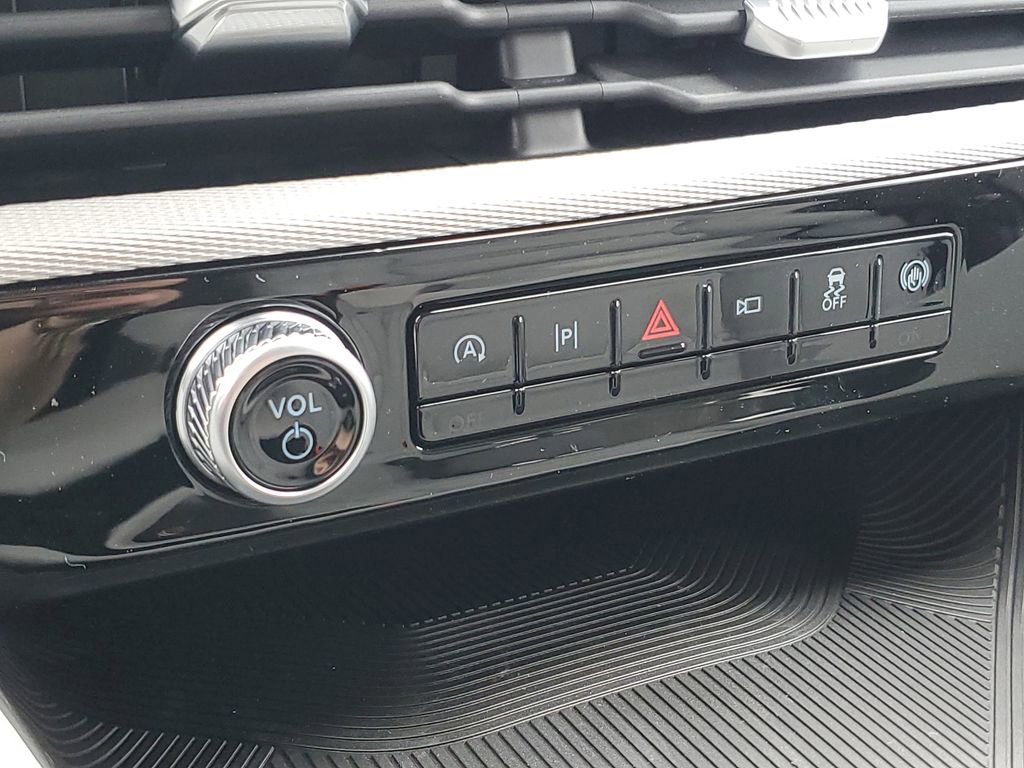 New 2026 Ford Explorer Active image 18