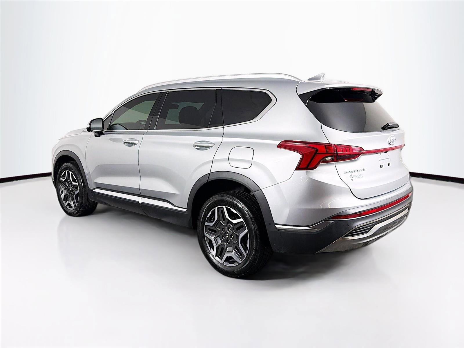 Used 2023 Hyundai Santa Fe Limited AWD/4WD image 5