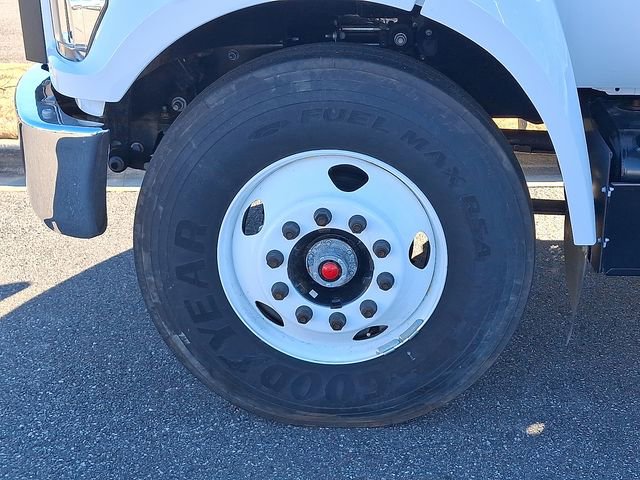 Used 2023 Ford F650 2WD Regular Cab Super Duty image 9