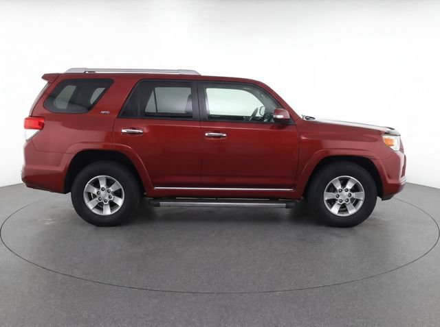 Used 2013 Toyota 4Runner SR5 RWD image 2