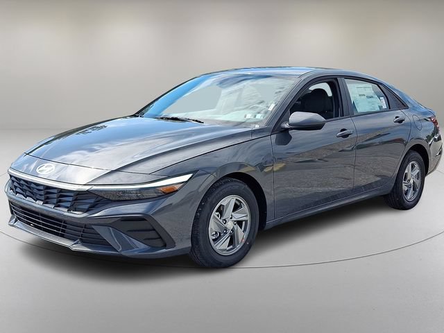 New 2026 Hyundai Elantra SE FWD image 4
