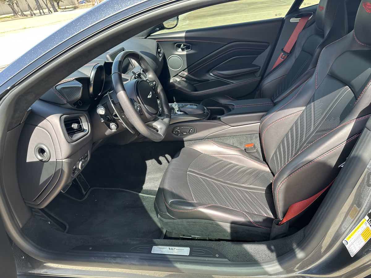Used 2023 Aston Martin V12 Vantage image 11