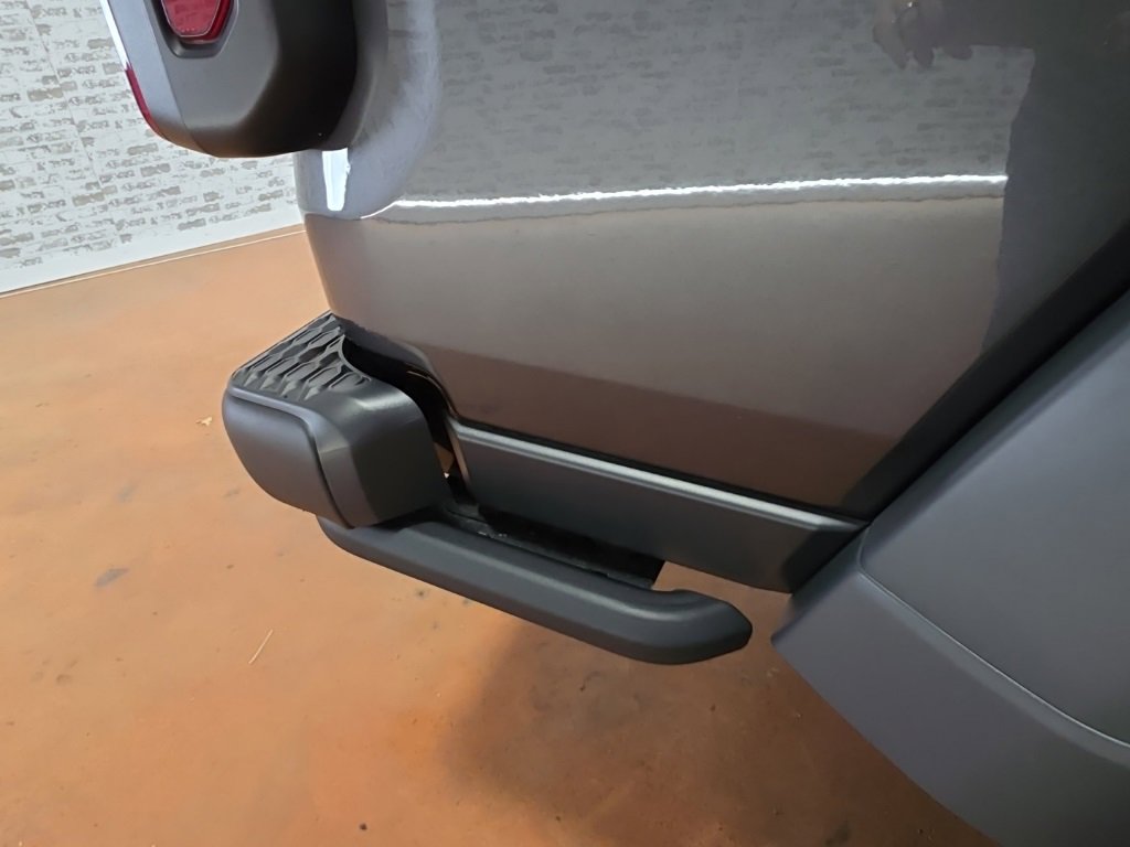 Used 2021 Jeep Gladiator Rubicon image 17