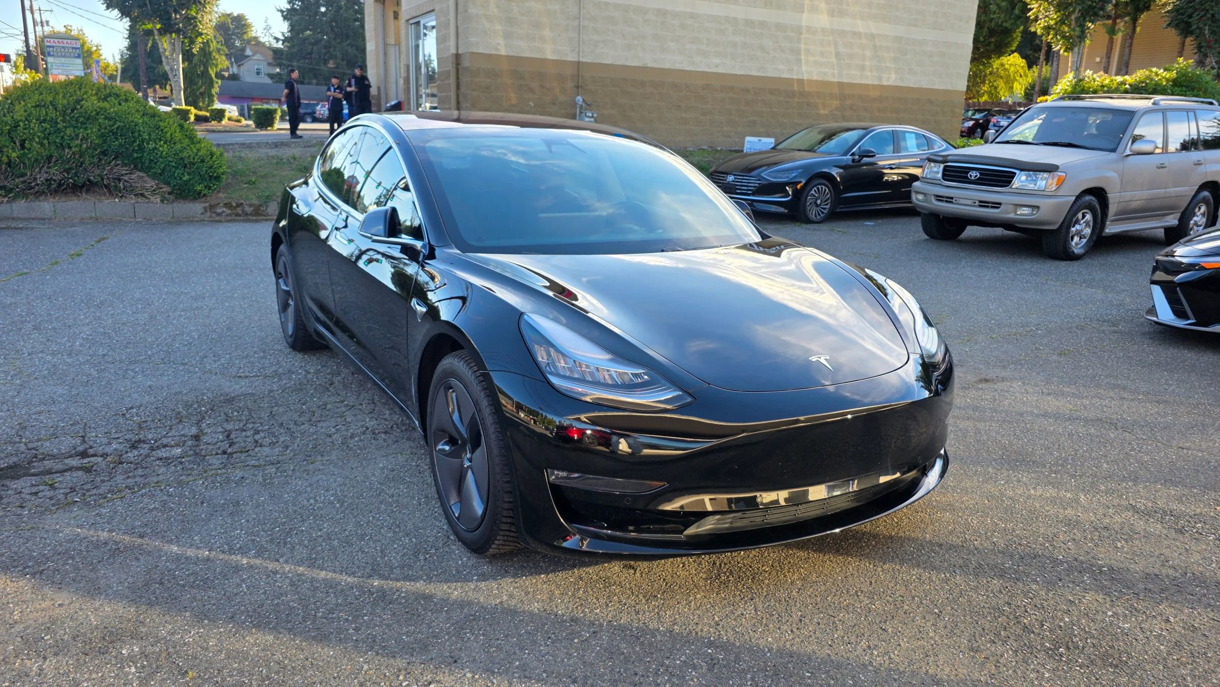 Used 2018 Tesla Model 3 Long Range image 3