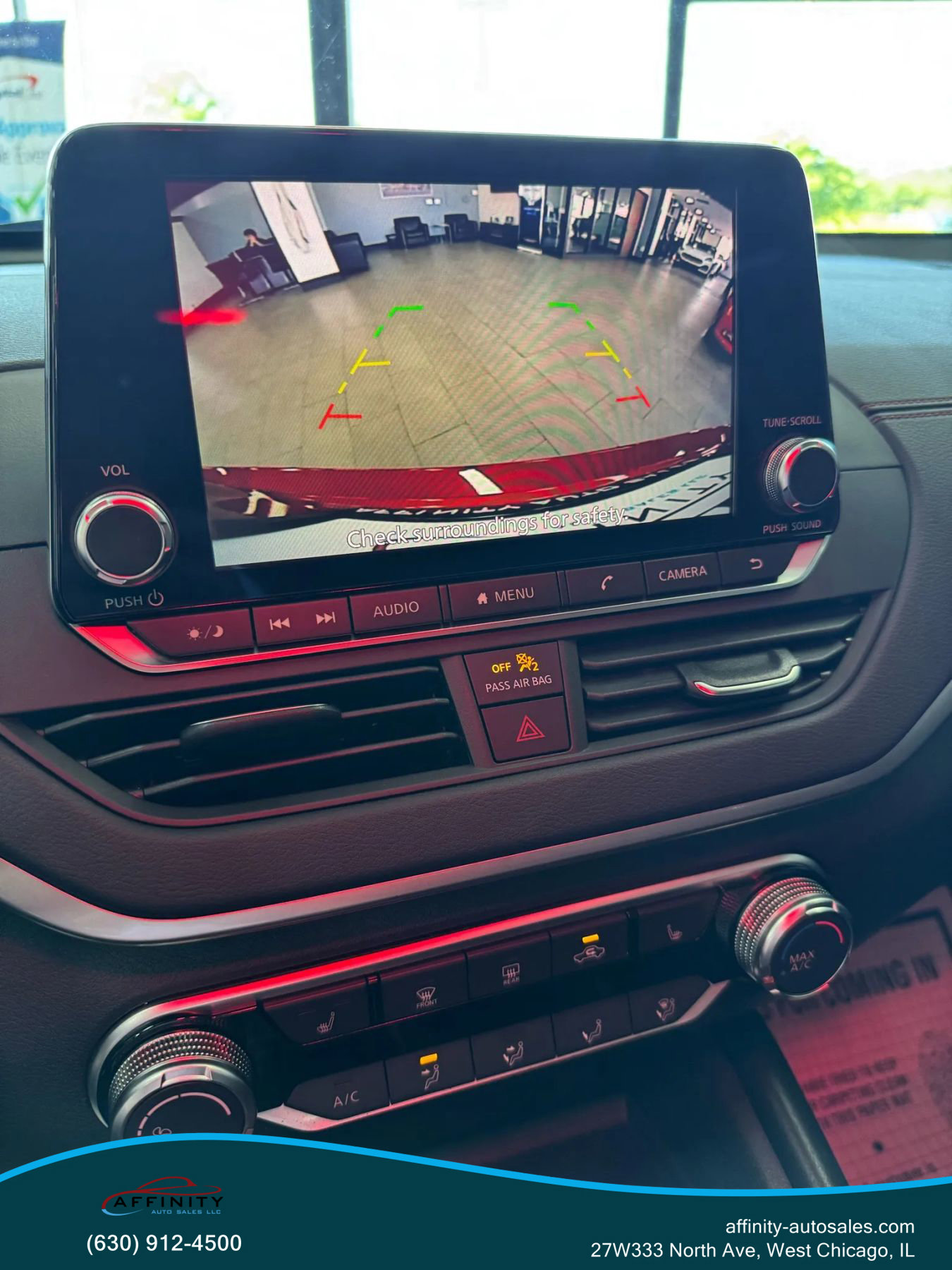 Used 2019 Nissan Altima 2.5 SR w/ SR Premium Package image 10