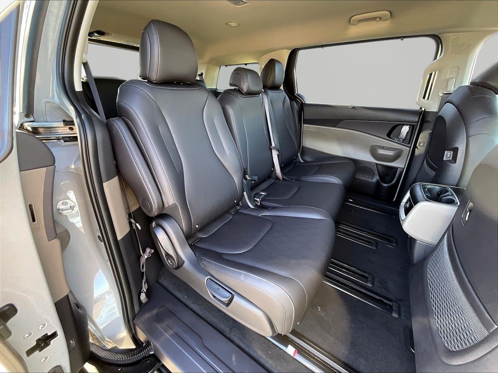 New 2027 Kia Carnival EX FWD image 20