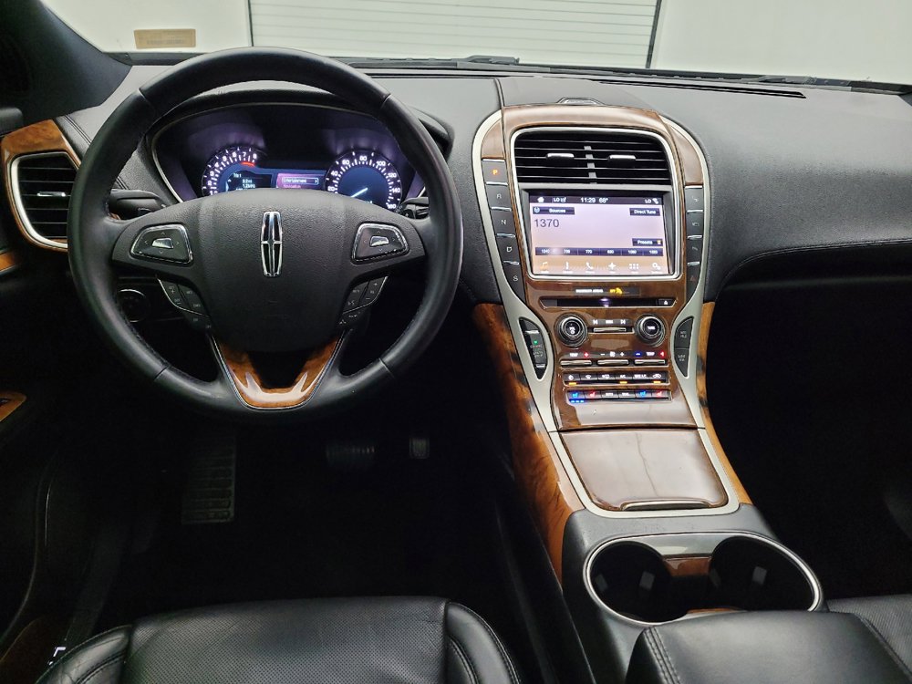 Used 2017 Lincoln MKX Reserve FWD image 22