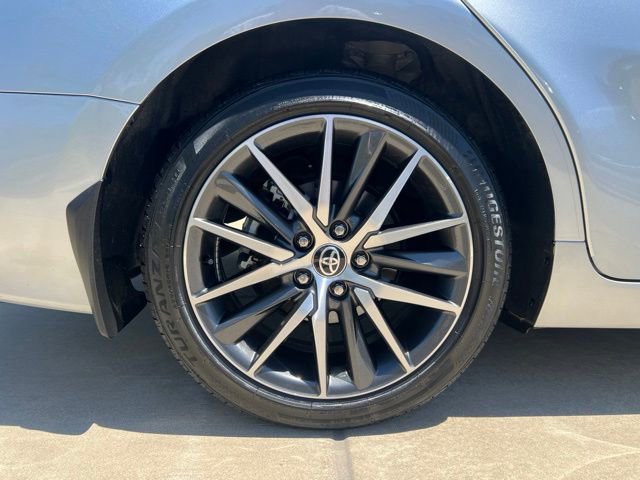 Used 2023 Toyota Camry XLE w/ Cold Weather Package FWD image 4