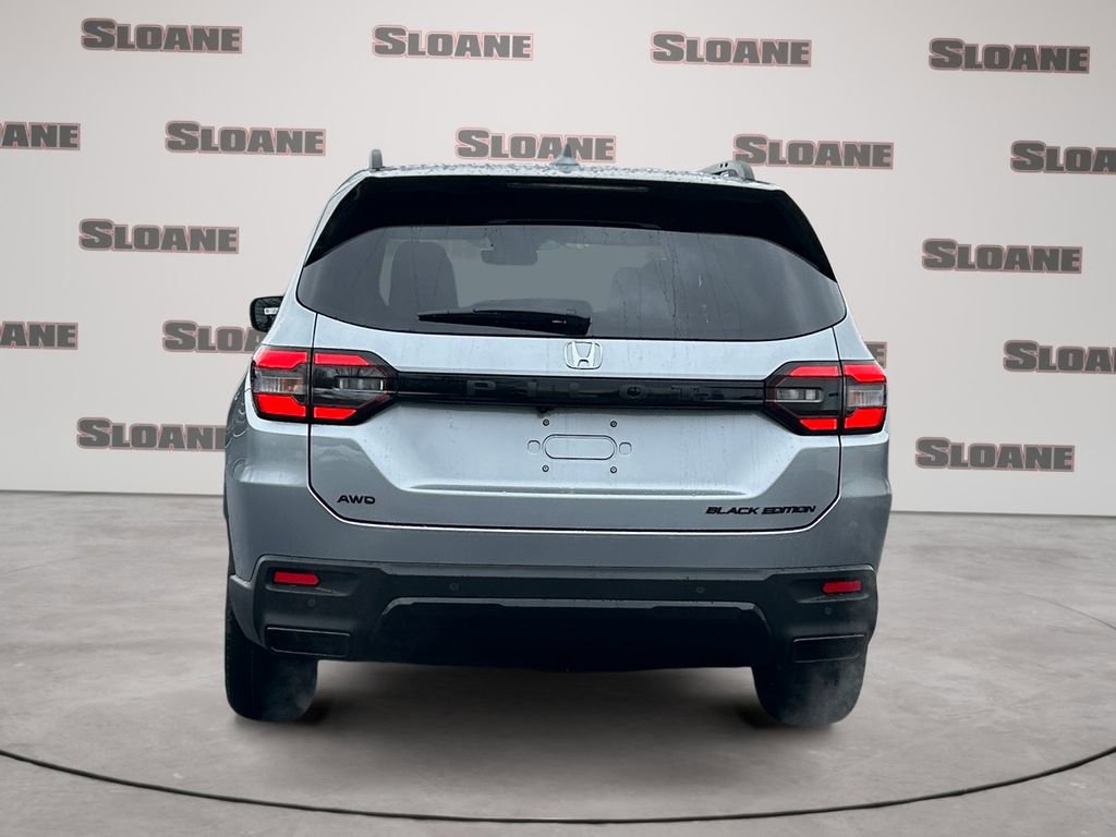 New 2026 Honda Pilot Black Edition image 4