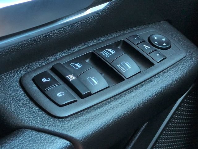 Used 2023 RAM 1500 Big Horn AWD/4WD image 32