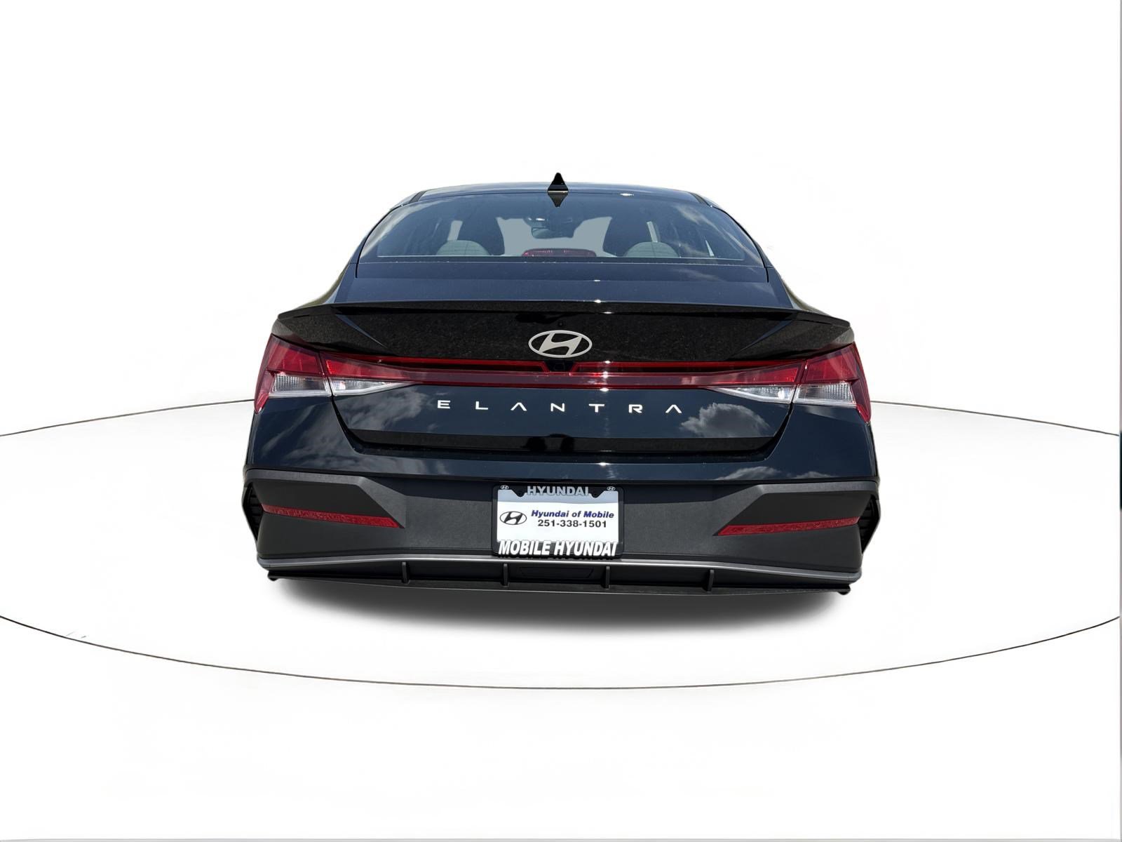 New 2026 Hyundai Elantra Sport FWD image 4